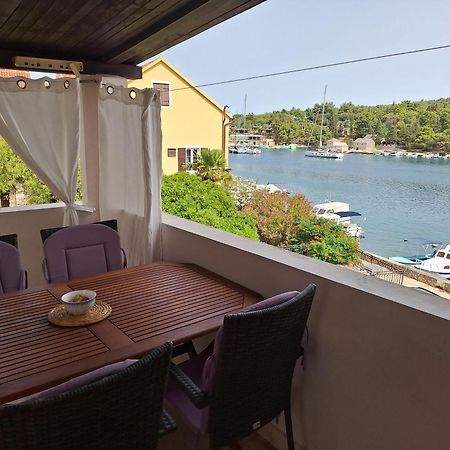 Two-Bedroom Apartment With Sea View,Big Terrase And Garden Stari Grad  Esterno foto