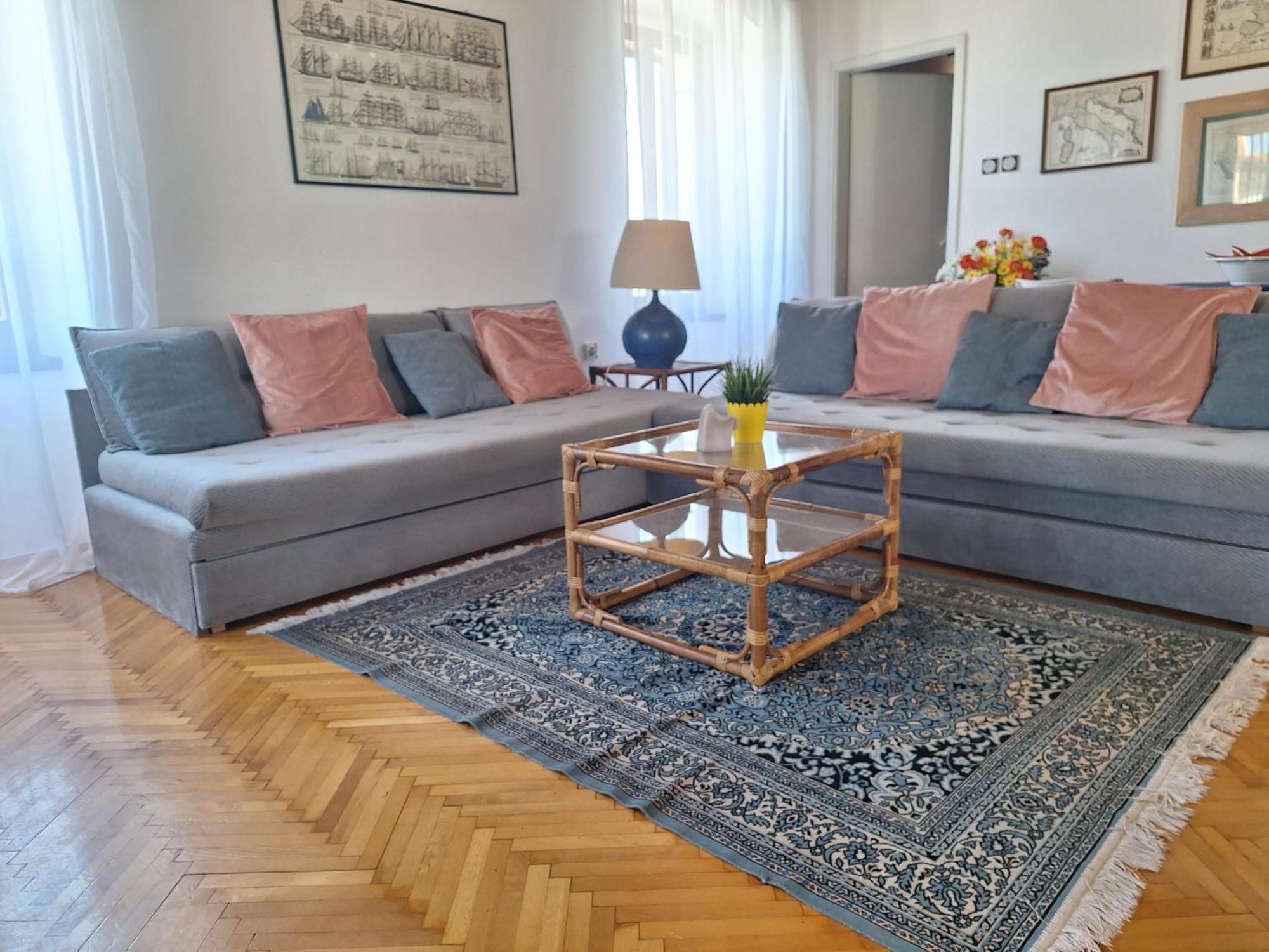 Two-Bedroom Apartment With Sea View,Big Terrase And Garden Stari Grad  Esterno foto